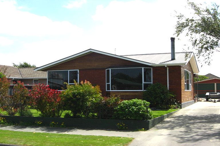 Photo of property in 23 Stanton Crescent, Hoon Hay, Christchurch, 8025