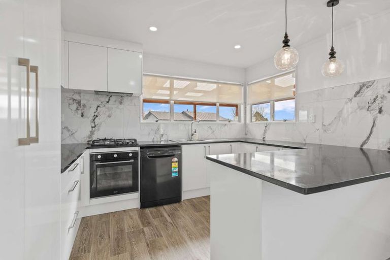 Photo of property in 3 Derby Street, Nawton, Hamilton, 3200