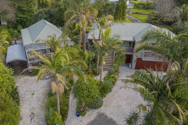 Photo of property in 19 Grange Road, Hahei, Whitianga, 3591