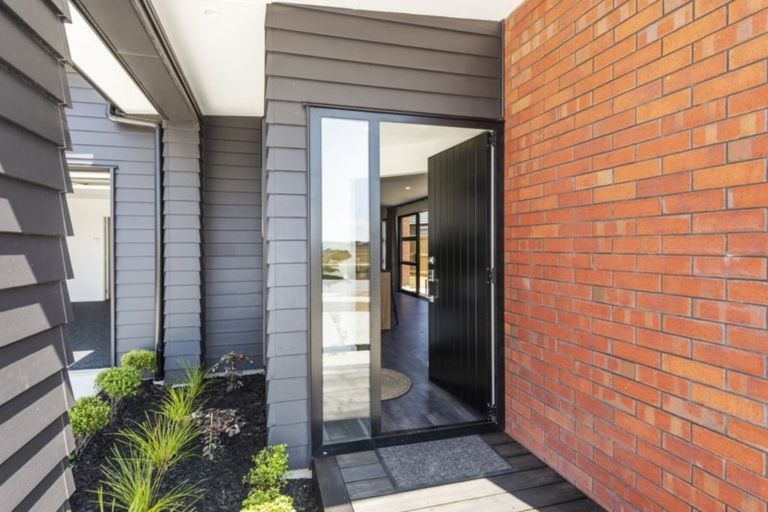 Photo of property in 230 The Boulevard, Papamoa Beach, Papamoa, 3118