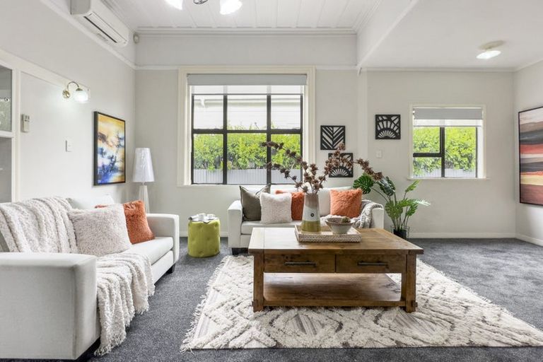 Photo of property in 3a Haverstock Road, Sandringham, Auckland, 1025