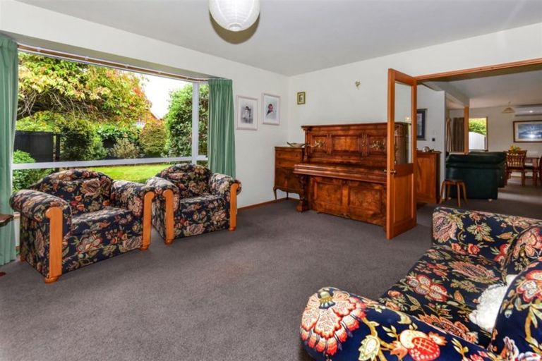 Photo of property in 12 Ilam Park Place, Ilam, Christchurch, 8041