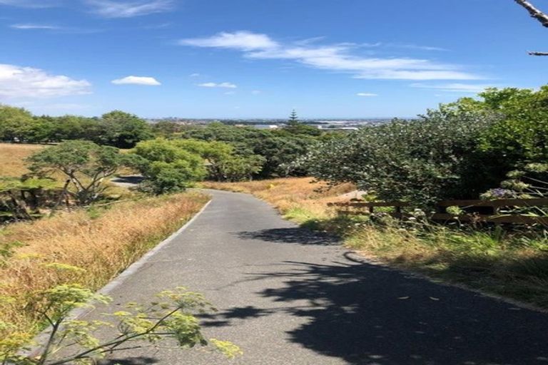 Photo of property in 45 Gracechurch Drive, Flat Bush, Auckland, 2016