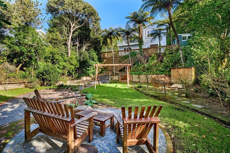 Photo of property in 42 Nottingham Street, Karori, Wellington, 6012