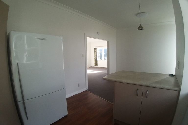 Photo of property in 5 Harland Street, Brooklyn, Wellington, 6021