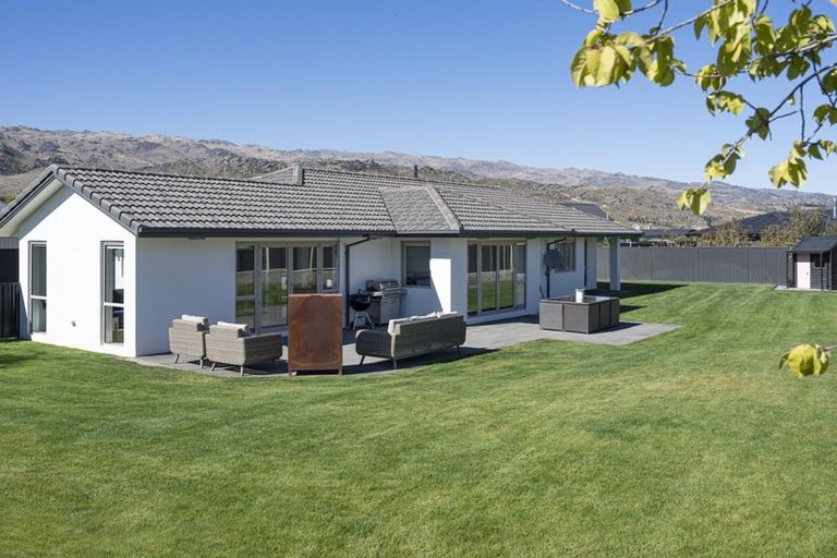 Photo of property in 58 Missy Crescent, Mount Pisa, Cromwell, 9383