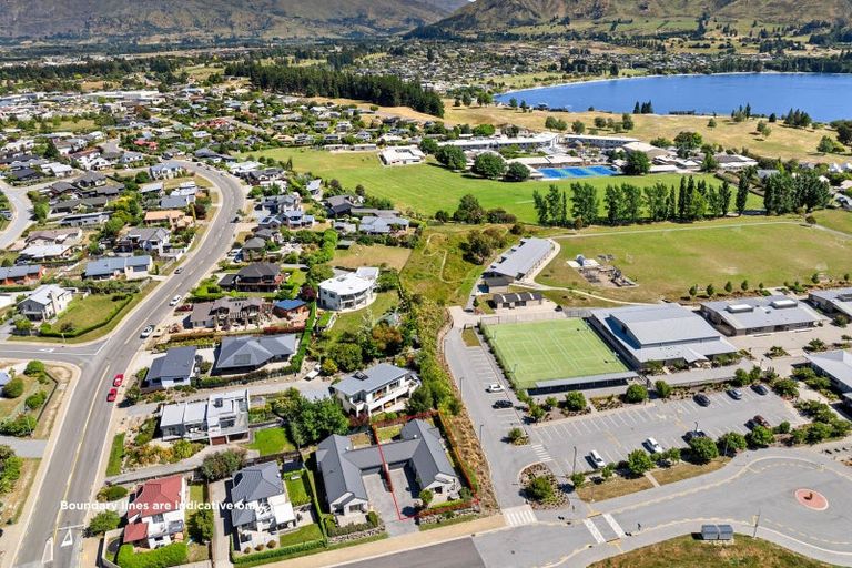 Photo of property in 3a Ironside Drive, Wanaka, 9305