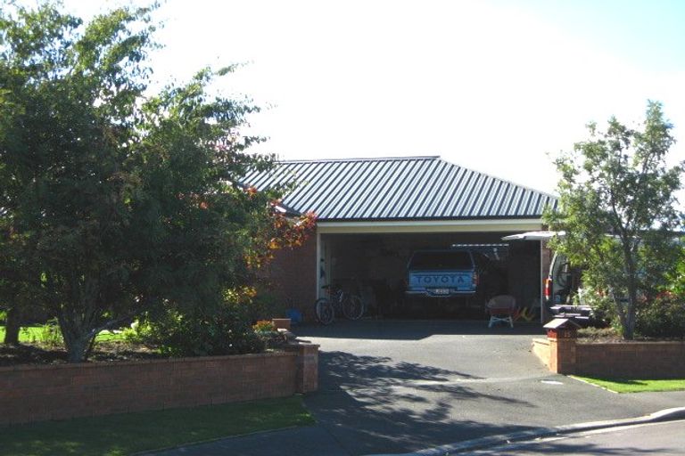 Photo of property in 15 Rowan Place, Mosgiel, 9024