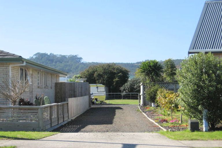 Photo of property in 26 Cholmondeley Crescent, Whitianga, 3510