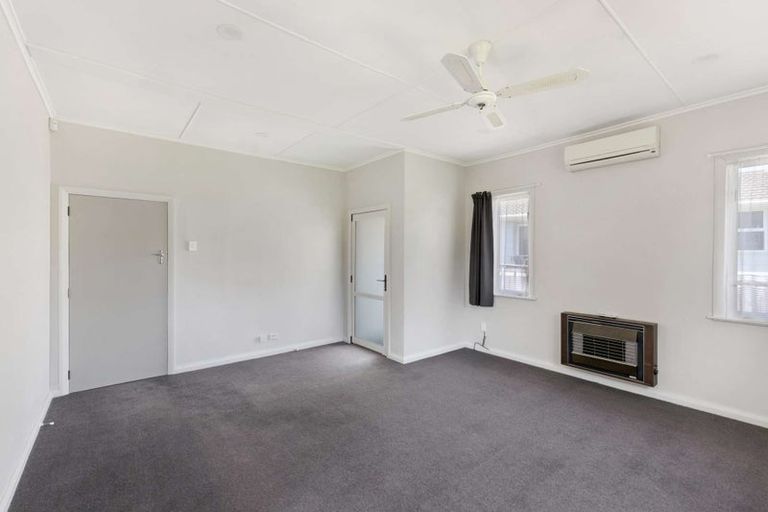 Photo of property in 19g Kenmore Street, Westown, New Plymouth, 4310