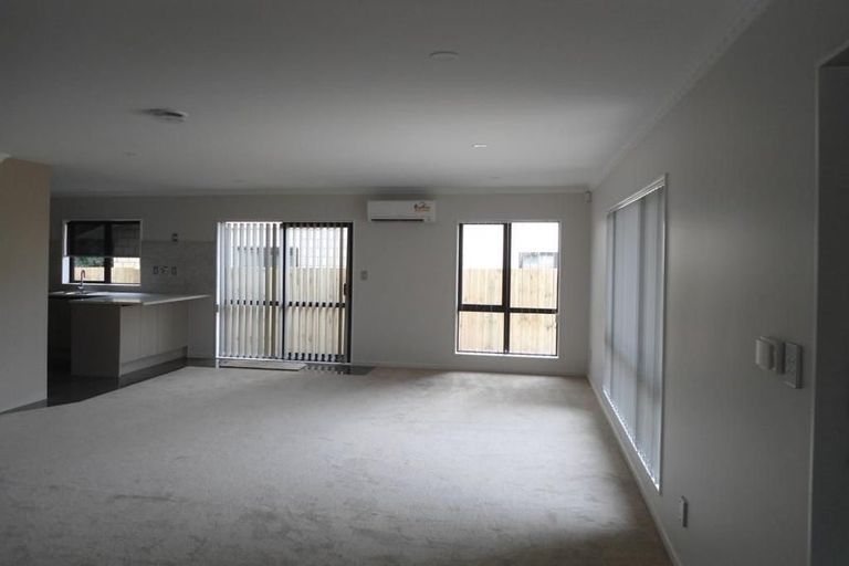 Photo of property in 39 Landon Avenue, Mangere East, Auckland, 2024