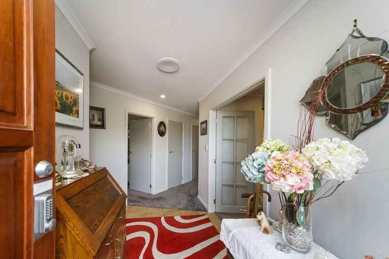 Photo of property in 64 Royal Oak Drive, Kelvin Grove, Palmerston North, 4414