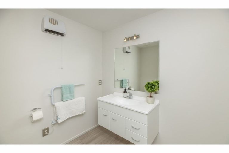 Photo of property in 1/82 Southampton Street, Sydenham, Christchurch, 8023