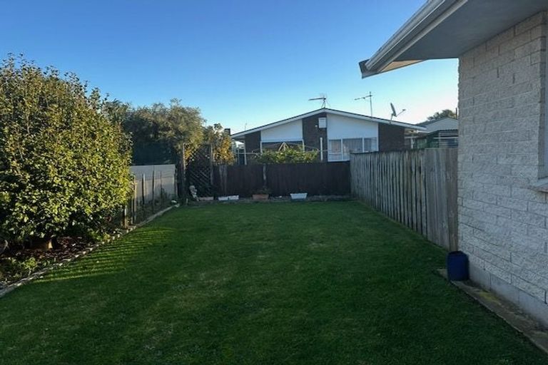 Photo of property in 4/31 Grey Street, Waitara, 4320