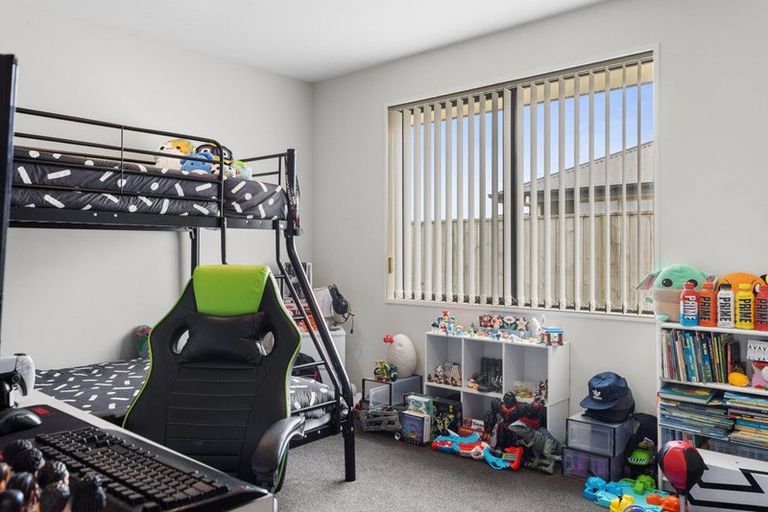 Photo of property in 77 Sutherland Drive, Kaiapoi, 7630