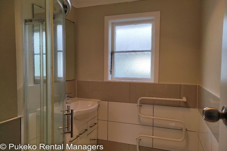 Photo of property in 81 Palmers Road, Clendon Park, Auckland, 2103