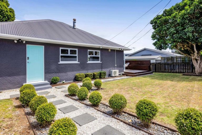 Photo of property in 8 Solway Terrace, Bell Block, New Plymouth, 4312