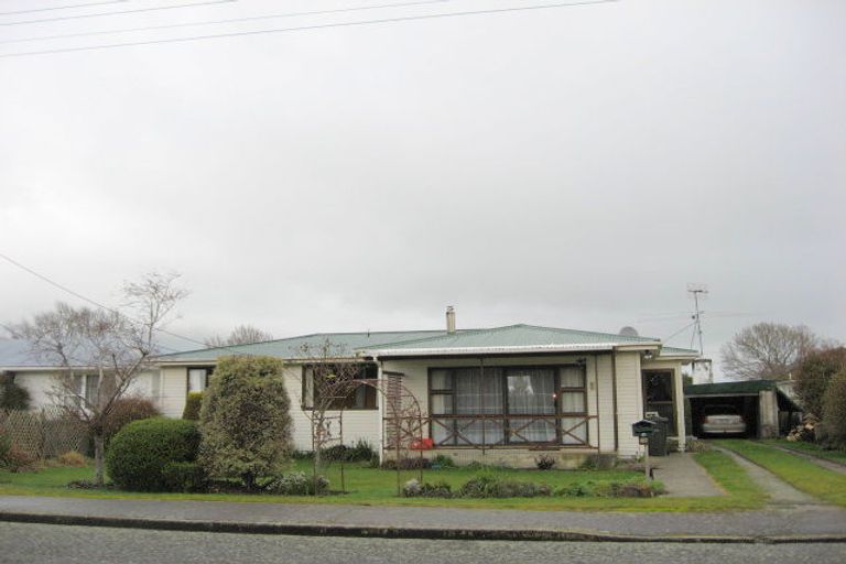 Photo of property in 19 Raglan Street, Wyndham, 9831