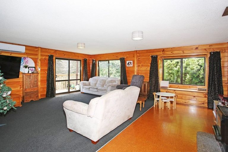 Photo of property in 77 Martyn Street, Waiuku, 2123