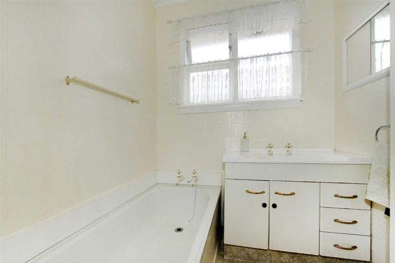 Photo of property in 3 Eastling Street, Bishopdale, Christchurch, 8053