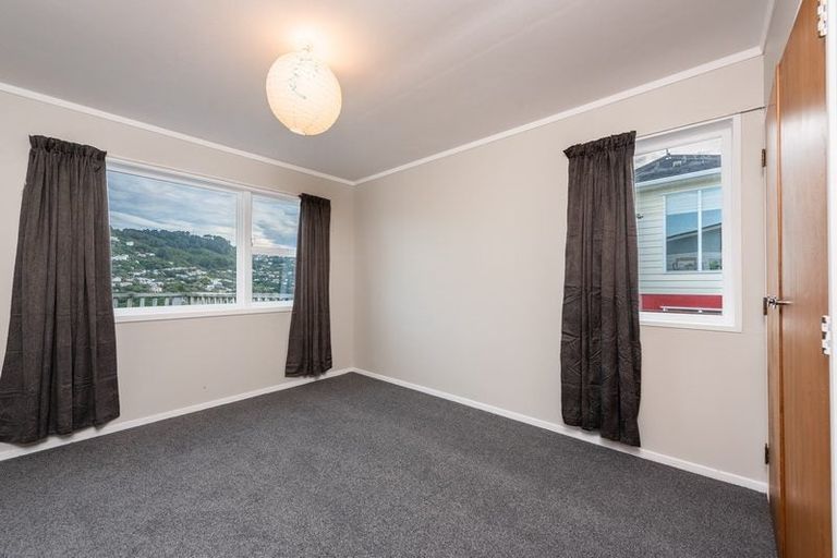 Photo of property in 41 Chartwell Drive, Crofton Downs, Wellington, 6035