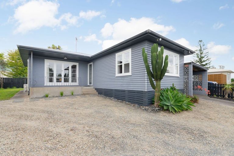 Photo of property in 39 Pollen Crescent, Melville, Hamilton, 3206