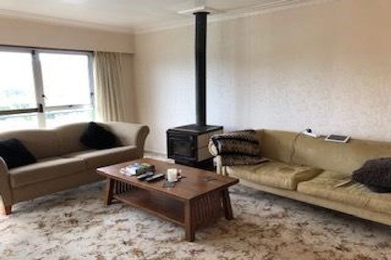 Photo of property in 12 Mountain Road, Morningside, Whangarei, 0110