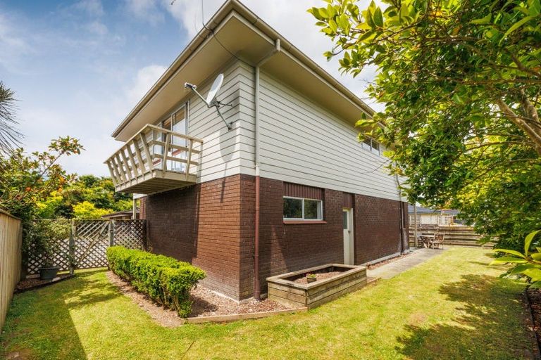 Photo of property in 27a Redwood Grove, Hokowhitu, Palmerston North, 4410