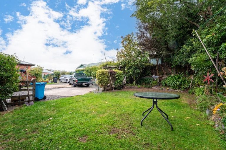 Photo of property in 34 Grasmere Street, Waimataitai, Timaru, 7910