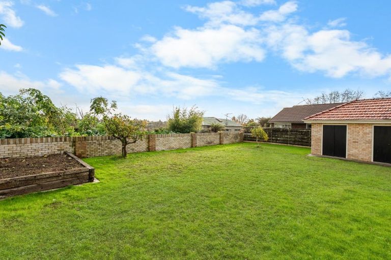 Photo of property in 33 Dalethorpe Avenue, Fairfield, Hamilton, 3214