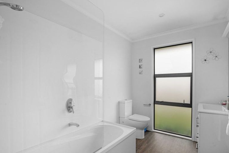 Photo of property in 68 Larch Crescent, Alexandra, 9320