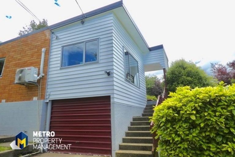 Photo of property in 40 Centennial Avenue, Helensburgh, Dunedin, 9010