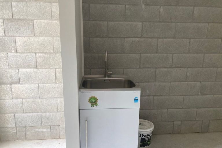 Photo of property in 97d Poulson Street, Addington, Christchurch, 8024