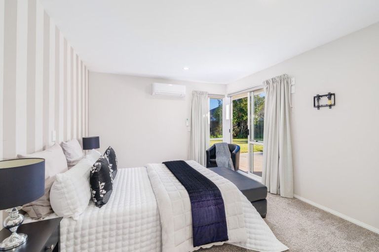 Photo of property in 31 Rue De La Mare, Parklands, Christchurch, 8083