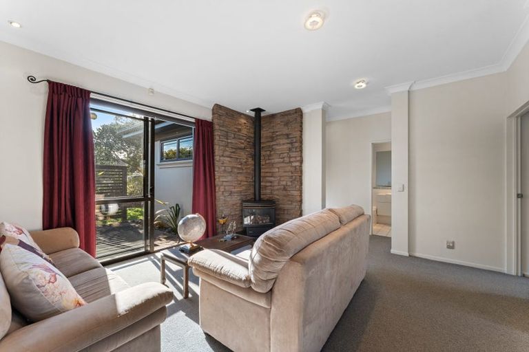 Photo of property in 15 Solan Drive, Waimauku, 0812
