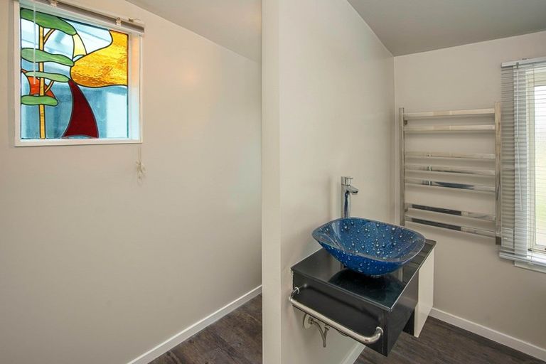 Photo of property in 21 Montgomery Street, Cheviot, 7310