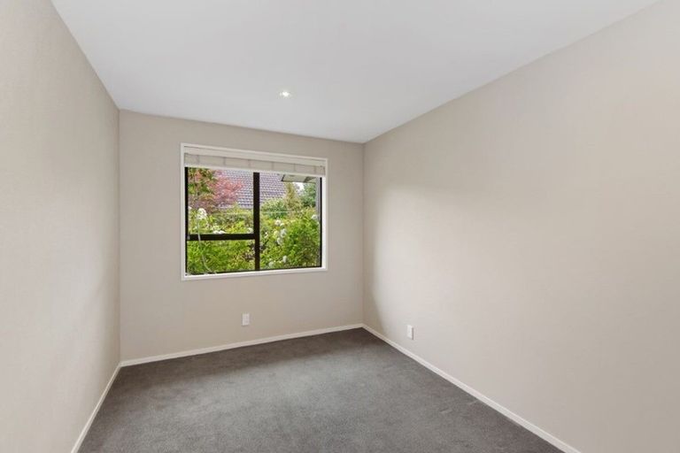 Photo of property in 1/6 Parr Place, Ilam, Christchurch, 8041