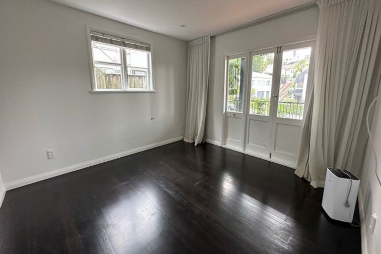 Photo of property in 52 Reihana Street, Orakei, Auckland, 1071