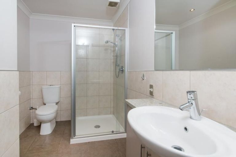 Photo of property in 13 St Johns Road, Saint Johns, Auckland, 1072