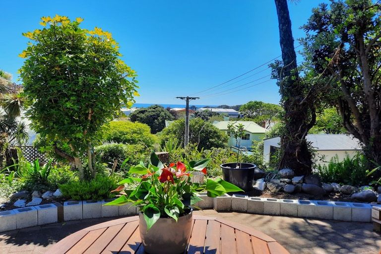 Photo of property in 339a Devon Street West, New Plymouth, 4310