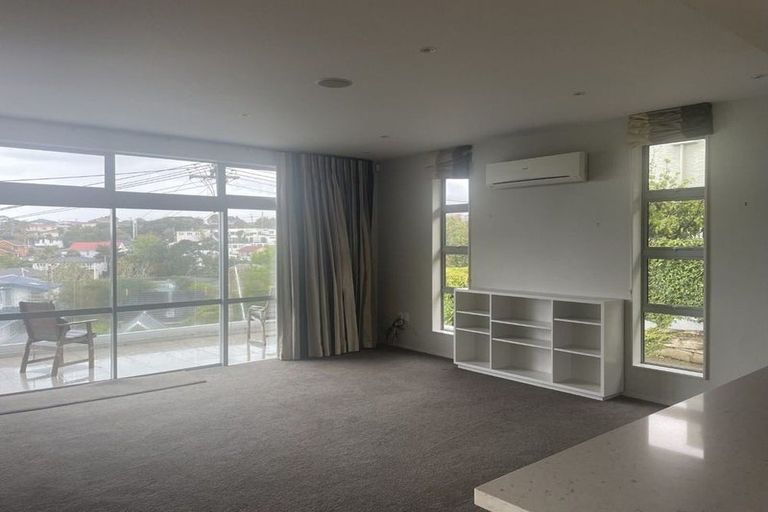 Photo of property in 48 Hebron Road, Waiake, Auckland, 0630