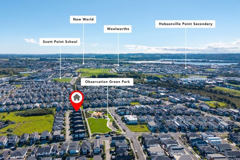 Photo of property in 21 Irving Place, Hobsonville, Auckland, 0616