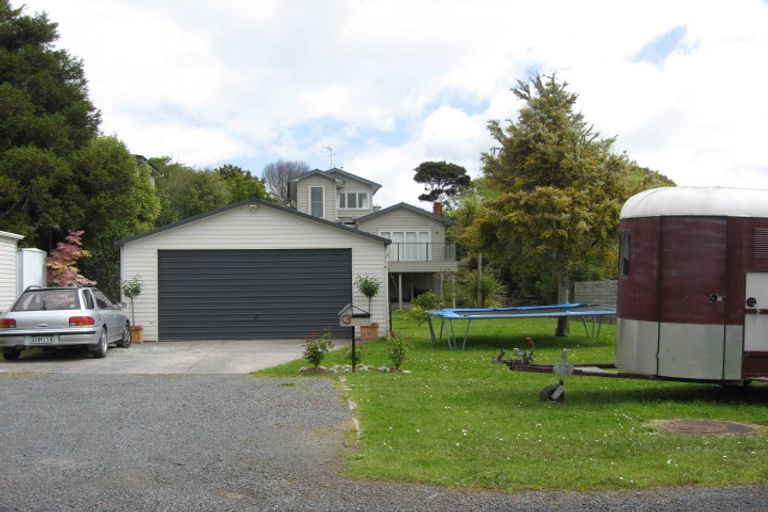 Photo of property in 3 Duncan Rise, Herald Island, Auckland, 0618