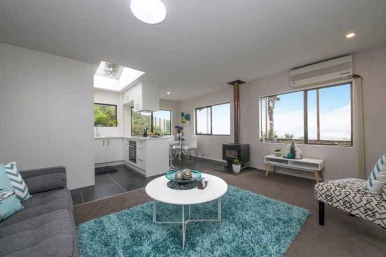 Photo of property in 493 Scenic Drive, Waiatarua, Auckland, 0612