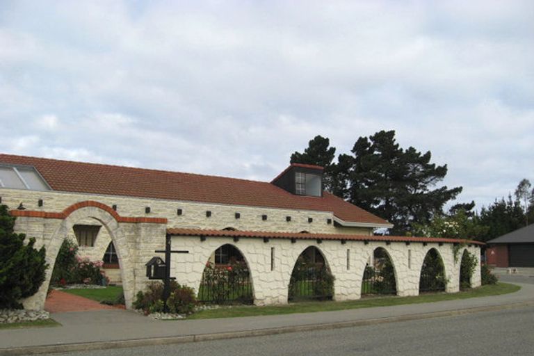 Photo of property in 4 Salisbury Crescent, Oamaru North, Oamaru, 9400