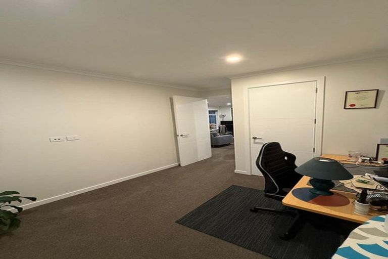 Photo of property in 4 Tarata Lane, Avalon, Lower Hutt, 5011