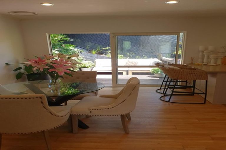 Photo of property in 82e Verbena Road, Birkdale, Auckland, 0626