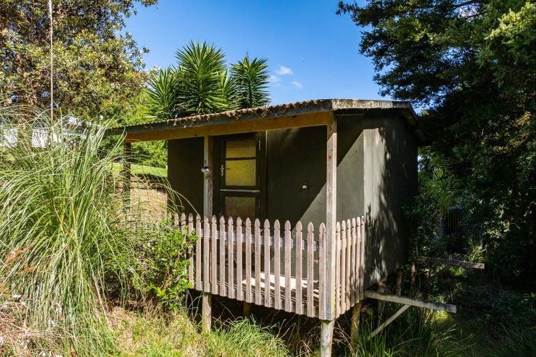 Photo of property in 349 Campbell Road, Parua Bay, Onerahi, 0192