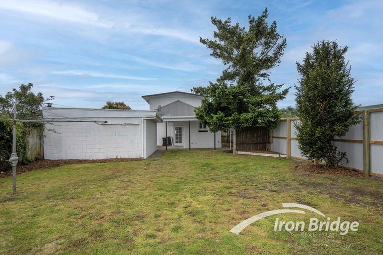 Photo of property in 2 Pinewood Avenue, North New Brighton, Christchurch, 8083
