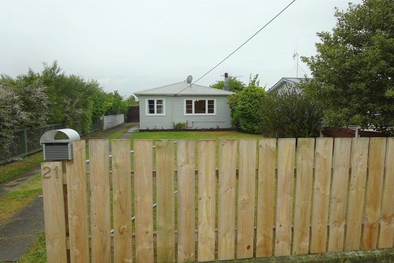 Photo of property in 21 Union Street, Foxton, 4814